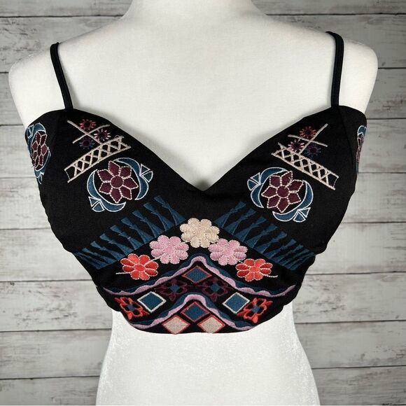 Fashion Nova Black Embroidered Bohemian Cropped Tie Wrapped Bustier NWT XL - Picture 3 of 9